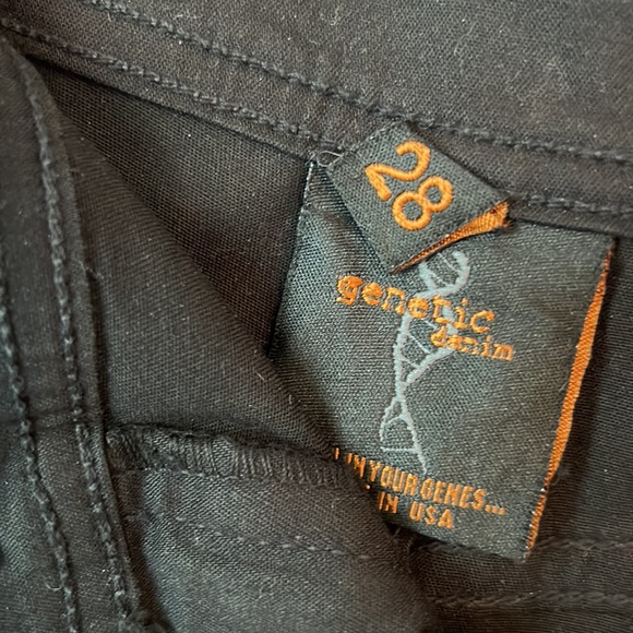 Genetic black shimmer mini - Picture 3 of 5